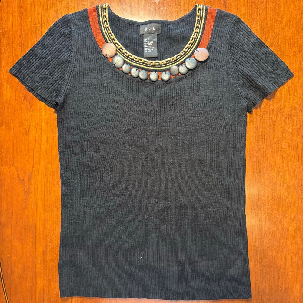 RQT Black Sweater Size Small
